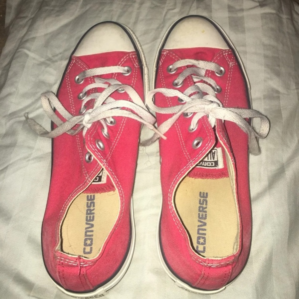 Red converse